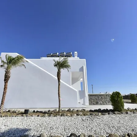 Phoenix Apartment Mykonos Town